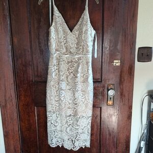 Chic White Lace Midi Dress